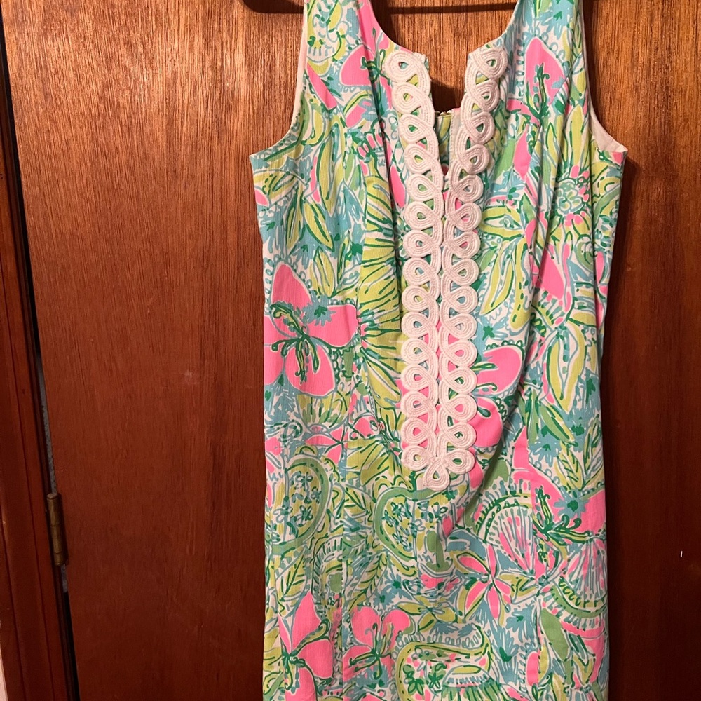 Lily Pulitzer dress size 8